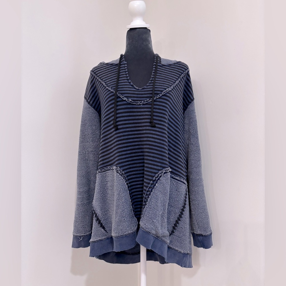 Free People Navy Striped Pullover Hoodie Size M